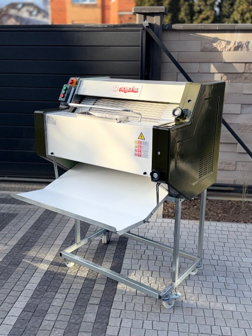 Тістозакаточна машина Sottoriva FB/2 Київ - зображення 1