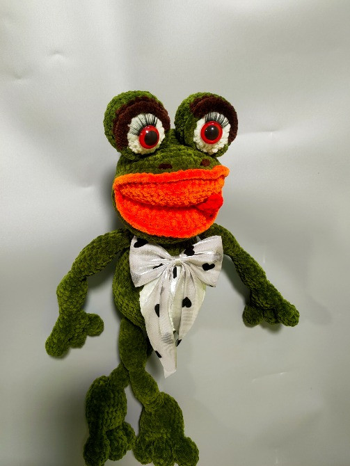 В'язана м'яка іграшка Жабка Квакушка 45 см ручна робота Нововолынск - изображение 1
