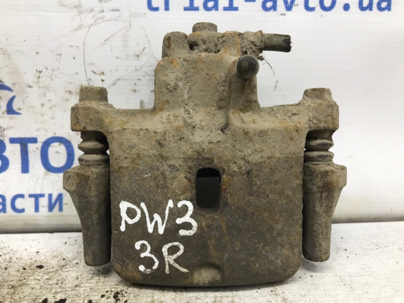 Суппорт задний правый Mitsubishi Pajero Wagon 3 3.2 ДИЗЕЛЬ 4M41 1999 (б/у) Київ - зображення 1