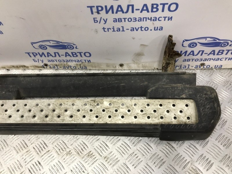 Подножка Mitsubishi Pajero Wagon 3 3.2 ДИЗЕЛЬ 4M41 1999 прав. (б/у) Київ - зображення 4