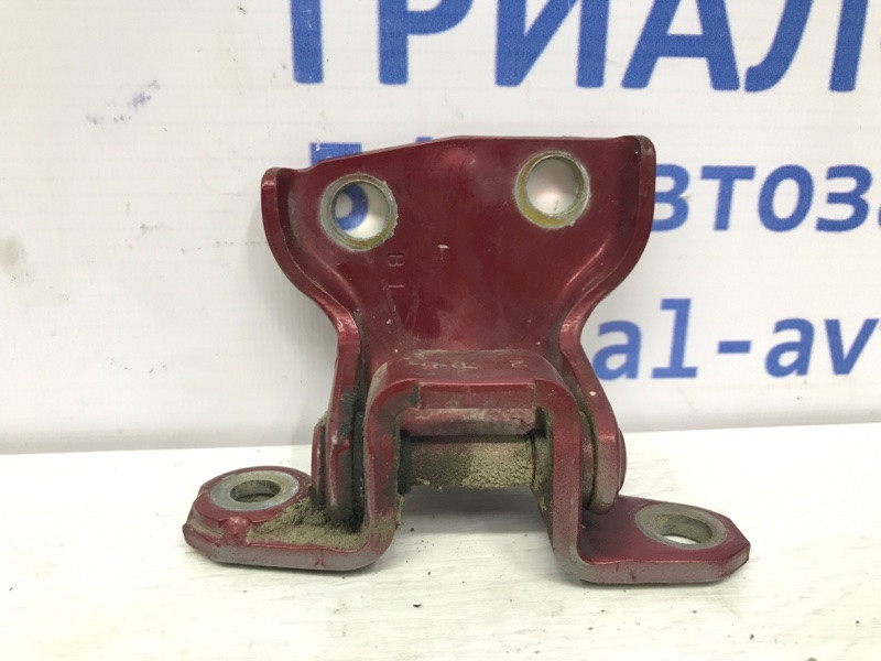 Петля двери задней левой Mitsubishi Pajero Sport K9 2.5 DIESEL 4D56 1996 (б/у) Київ - зображення 2