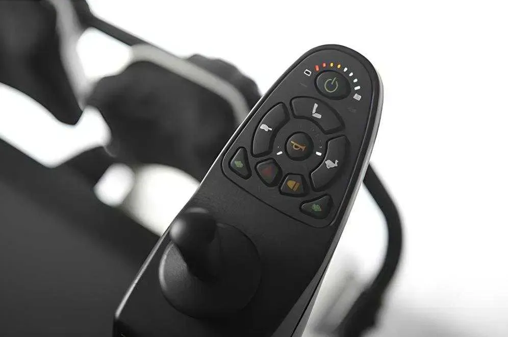 Візок з електроприводом та вертикалізатором "Dragon Vertic" Invacare Хмельницький - зображення 5