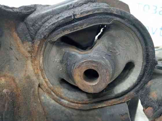 Подушка ДВС левая Toyota Avensis T25 1.8 БЕНЗИН 1ZZFE 2002 (б/у) Київ