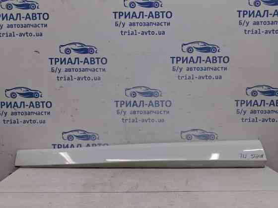 Накладка двери Renault Megane 3 1.5 DIESEL K9K 2008 перед. лев. (б/у) Київ