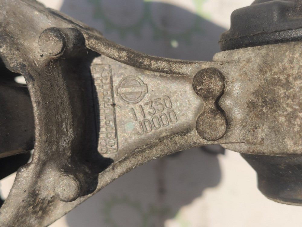 Подушка двигателя (опора) передняя правая Nissan Qashqai 1.5 dci 2007-2013 (11350JD000) Ковель - зображення 2