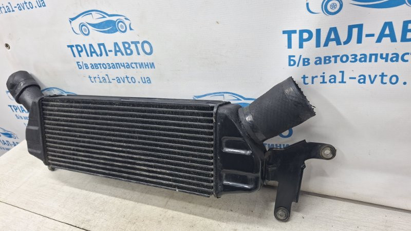 Радиатор интеркуллера Mitsubishi Outlander XL 2.2 DIESEL 4HK 2007 (б/у) Київ - зображення 3