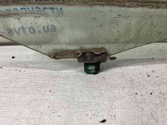 Стекло двери переднее правое Toyota Camry 2001-2006 6810133080 (Арт. 81191) Киев