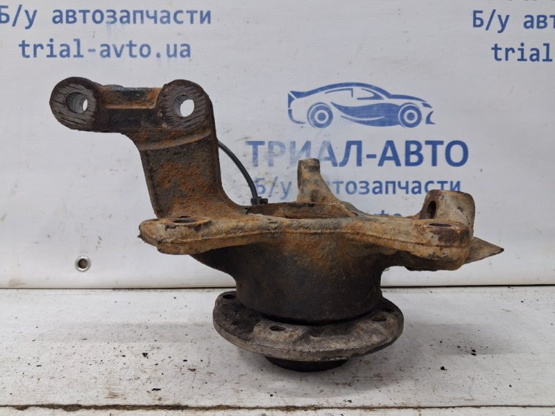 Кулак поворотный правый со ступицей Renault Megane 3 1.5 DIESEL K9K 2008 (б/у) Киев - изображение 2