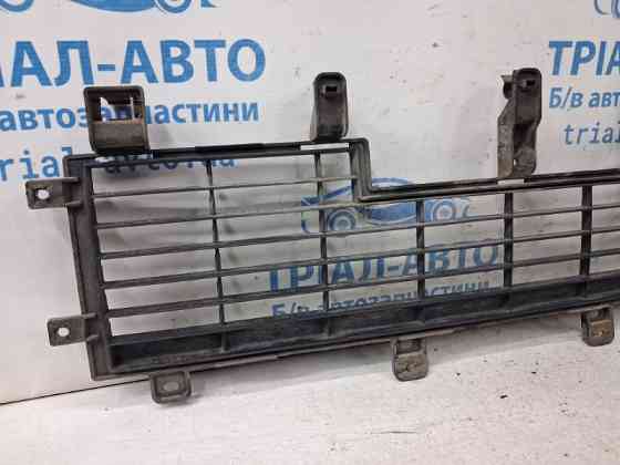 Решетка бампера центральная Mitsubishi Pajero Wagon 2006-2022 6402A123 (Арт. 87543) Киев
