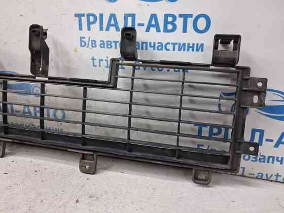 Решетка бампера центральная Mitsubishi Pajero Wagon 2006-2022 6402A123 (Арт. 87543) Киев