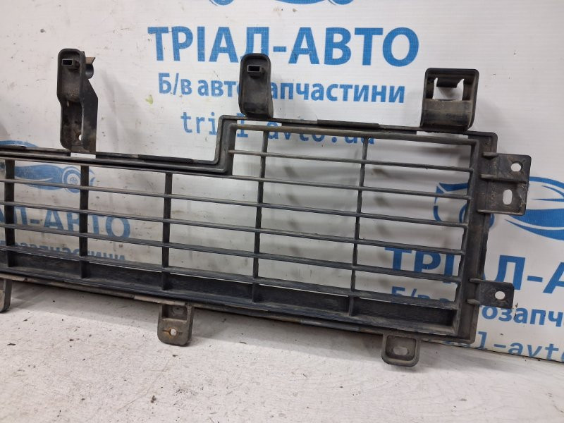 Решетка бампера центральная Mitsubishi Pajero Wagon 2006-2022 6402A123 (Арт. 87543) Київ - зображення 2