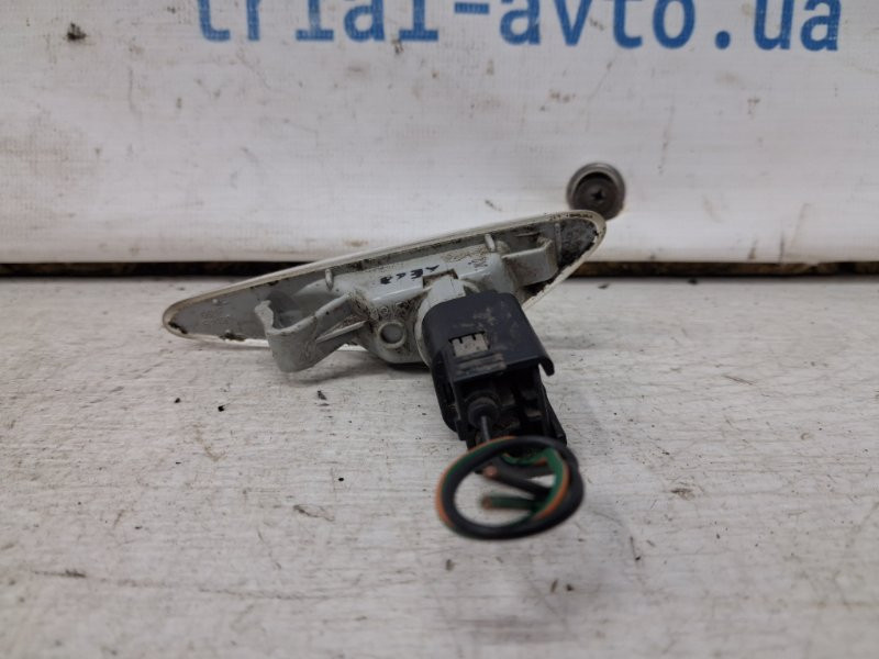 Повторитель поворотника левый Mazda 6 2007-2013  (Арт. 69752) Київ - зображення 2