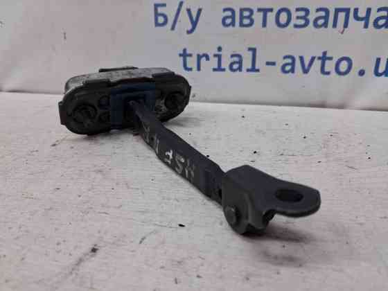 Ограничитель двери передний правый Hyundai Santa fe 2012-2019 793902W010 (Арт. 78079) Київ