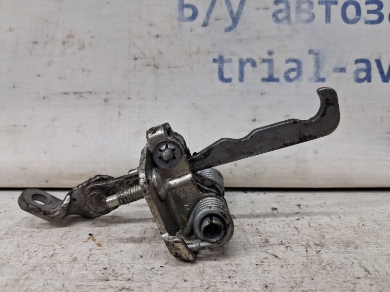 Ограничитель двери передний правый Dacia Duster HS 1.5 DIESEL K9K 2010 (б/у) Киев - изображение 1