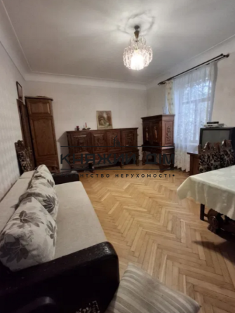 Оренда 2 кімнатної квартири в центрі Київ