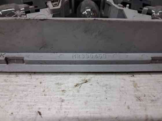 Плафон передний Mitsubishi Pajero Wagon 3 3.2 ДИЗЕЛЬ 4M41 1999 (б/у) Київ