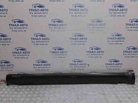 Накладка порога внешняя левая Hyundai Tucson 2004-2009 877512E000 (Арт. 66318) Киев