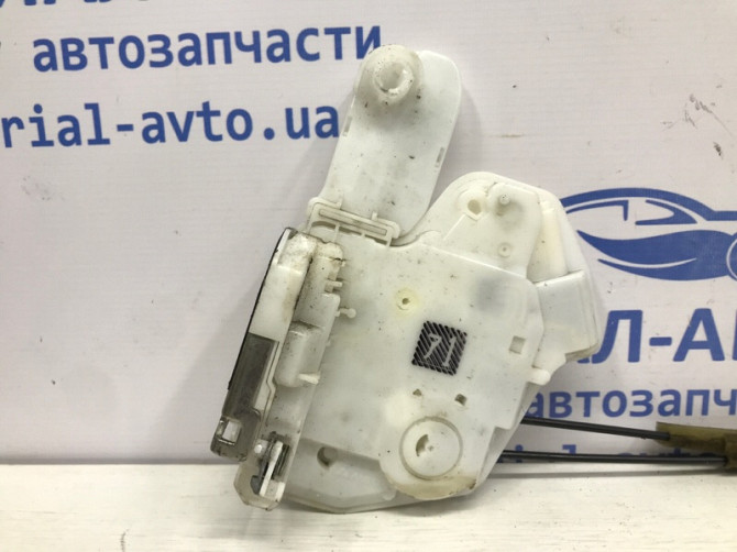 Замок двери передний правый Mitsubishi Outlander GF 2.2 DIESEL 4N14 2012 (б/у) Київ - зображення 2