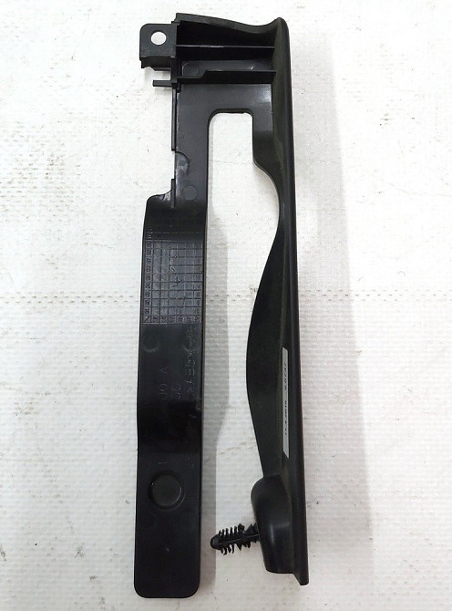 1Накладка декоративная салазок сиденья водителя нижняя левая задняя короткая с повреждением Tesla mo Київ - зображення 2