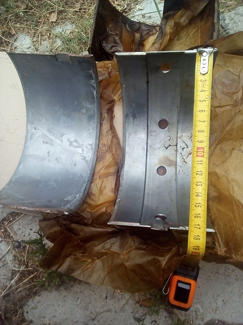 Вкладыш двигателя Д42 Полтава - изображение 1