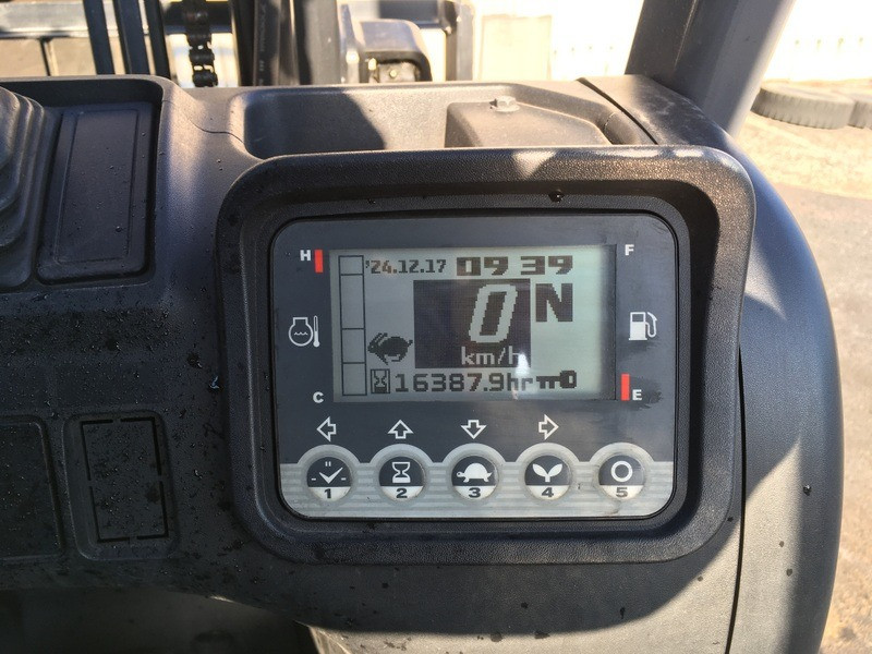 Газ-бензиновий навантажувач TCM (Nissan), із синхронним позиціонером вил. Модель: FHGE20T5 Миколаїв - зображення 9