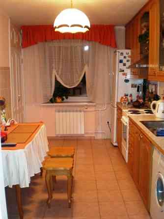 Оренда трикімнатної квартири у Печерському районі, м. Видубичі № 112153 Київ