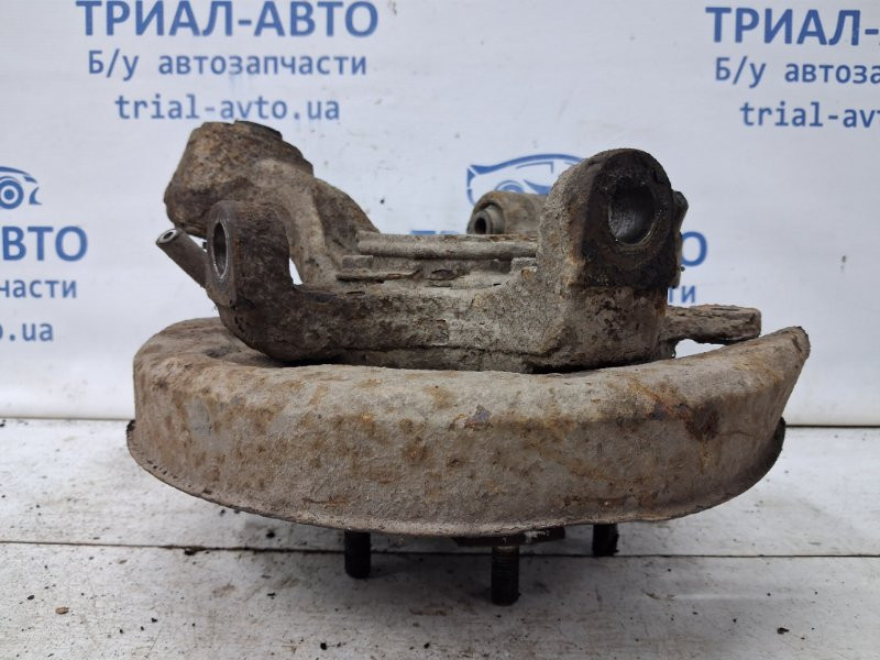 Цапфа задняя левая Mitsubishi Pajero Wagon 3 3.2 ДИЗЕЛЬ 4M41 1999 (б/у) Киев - изображение 3
