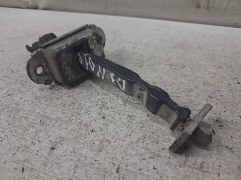 Ограничитель двери задний левый Nissan Note 2005-2013 824301U600 (Арт. 83043) Київ - зображення 2