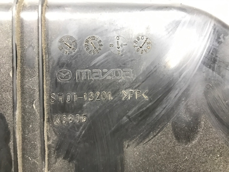 Воздухозаборник Mazda CX 5 KE 2.2 DIESEL 2011 (б/у) Киев - изображение 3