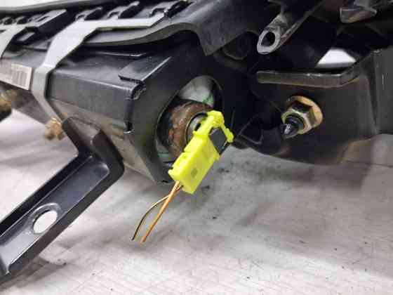 Подушка в колени Toyota Avensis 2002-2010 7390005010B0 (Арт. 62263) Киев