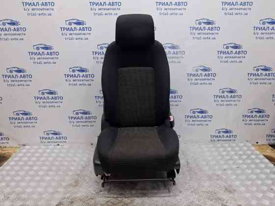 Сиденье переднее правое Chevrolet Captiva C100 2.4 БЕНЗИН Z24SED 2006 (б/у) Київ