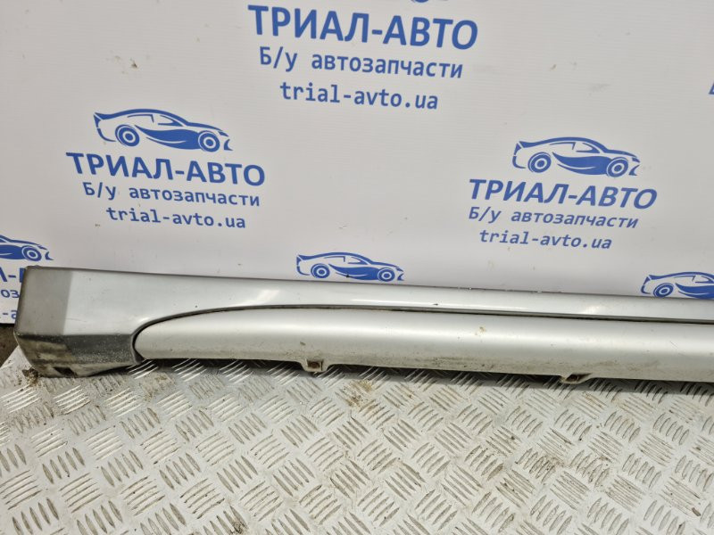 Накладка порога внешняя левая Mitsubishi Outlander CU 2.4 БЕНЗИН 4G69 2003 (б/у) Киев - изображение 2