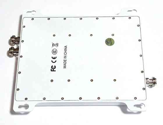Усилитель мобильного интернета и связи трехдиапазонный WLC-2070-GDW 900/1800/2100 МГц с 2-мя выходам Дніпро