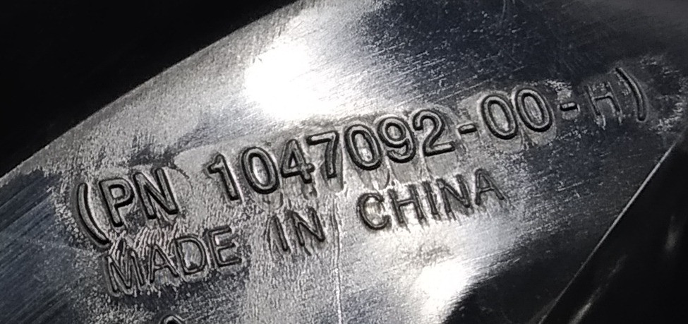 Направляющая бампера переднего левая (башмак) (с повреждениями) Tesla model X 1047092-00-H Київ - зображення 4