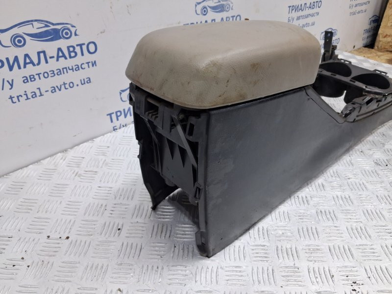 Подлокотник Toyota RAV 4 A30 2.0 БЕНЗИН 1AZFE 2005 (б/у) Київ - зображення 3