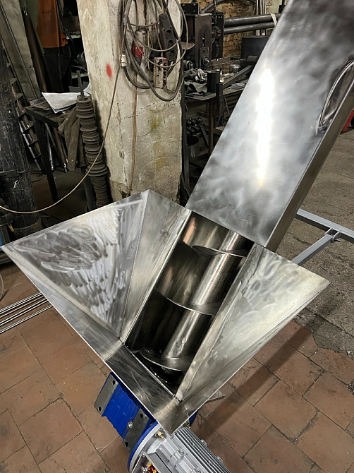 Шнековые винтовые транспортеры в желобе из нержавеющей стали Полтава - зображення 3