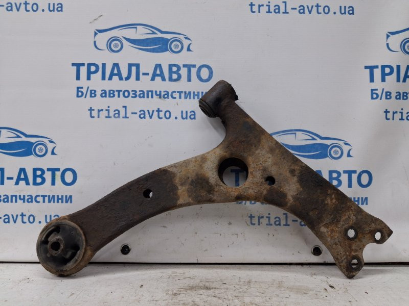 Рычаг правый Toyota Avensis T25 2.2 DIESEL 2ADFTV 2002 (б/у) Київ - зображення 2