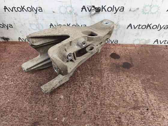 Кронштейн (опора) двигателя VW T5 T6 2.0 tdi 2003-2019 (7E0199370L) Ковель