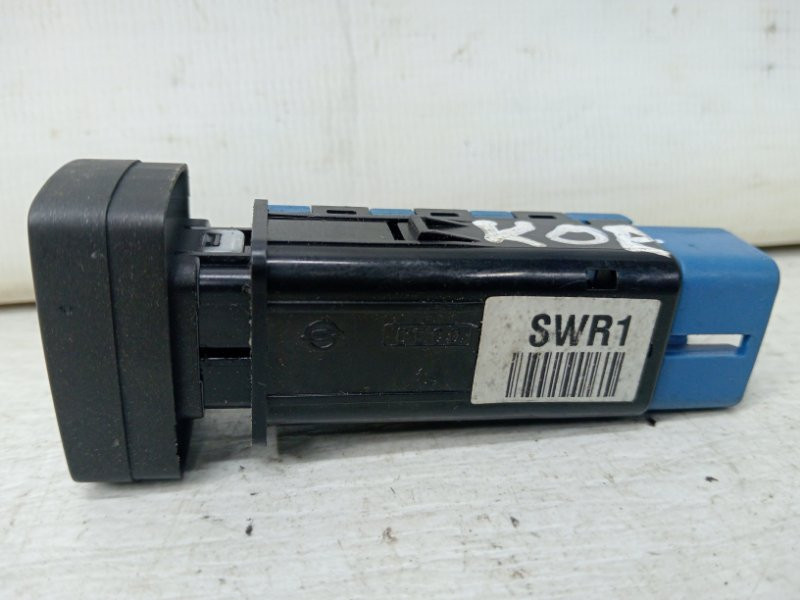 Кнопка обогрева сид. SsangYong Korando C200 2.0 DIESEL D20DT 2010 (б/у) Київ - зображення 4