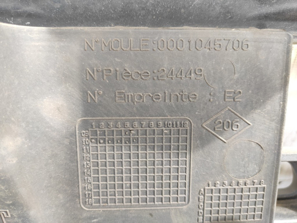 Решетка бампера/радиатора Renault Master III 2010-2014 (623100250R) Ковель - зображення 4