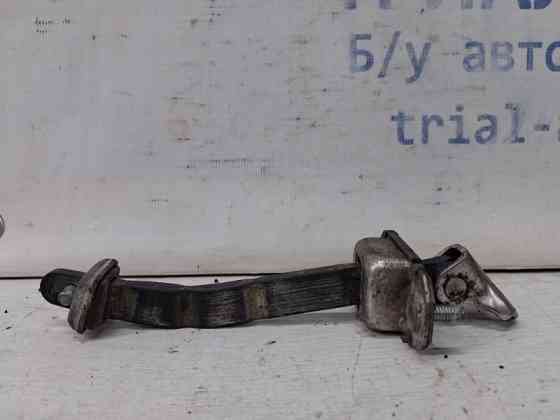 Ограничитель двери задний левый Subaru Forester SJ 2.0 DIESEL EE20Z 2012 (б/у) Киев