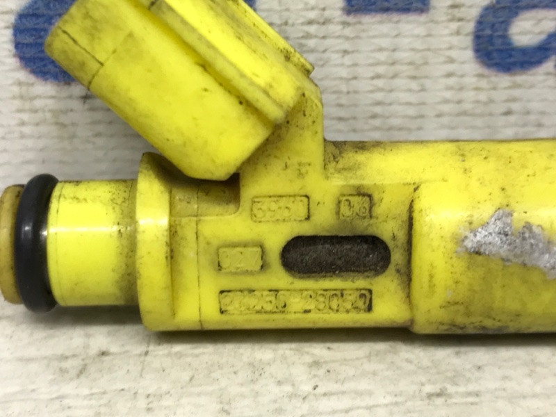 Форсунка топливная Toyota RAV 4 A30 2.0 БЕНЗИН 1AZFE 2005 (б/у) Київ - зображення 3