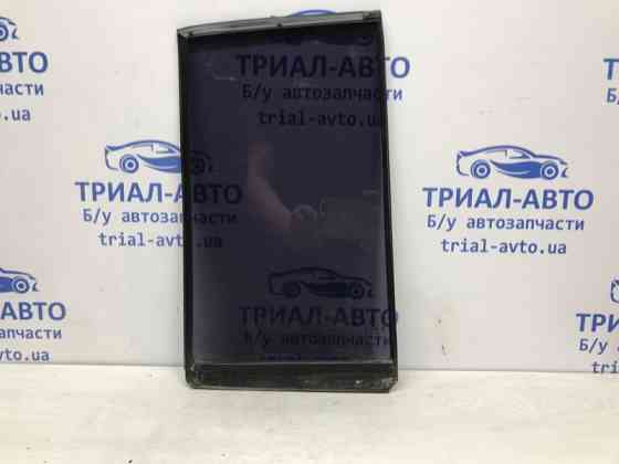 Стекло двери задней левой (форточка) Mitsubishi Pajero Wagon 4 3.2 ДИЗЕЛЬ 4M41 2006 (б/у) Київ