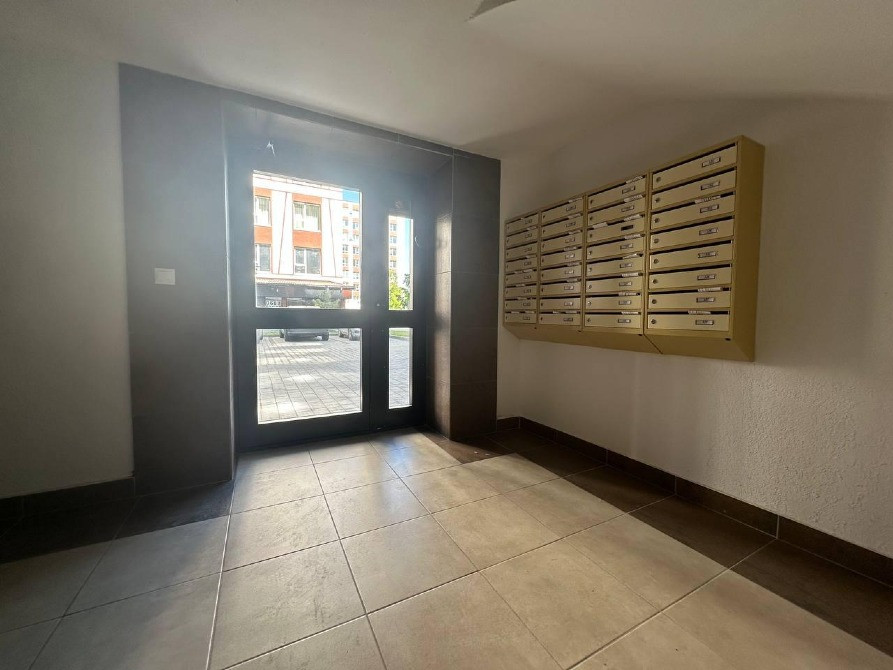 Дві кімнати + кухня 8,5 м², Опришівська Слобода Ивано-Франковск - изображение 1