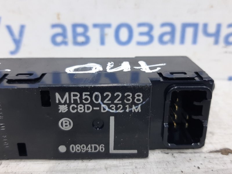 Кнопка стеклоподъемника Mitsubishi Outlander CU 2.4 БЕНЗИН 4G69 2003 (б/у) Киев - изображение 3