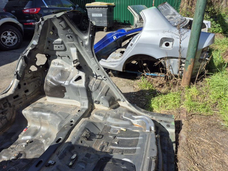 Четверть автомобиля задняя левая Kia Ceed ED 1.6 DIESEL D4FB 2006 (б/у) Киев - изображение 5