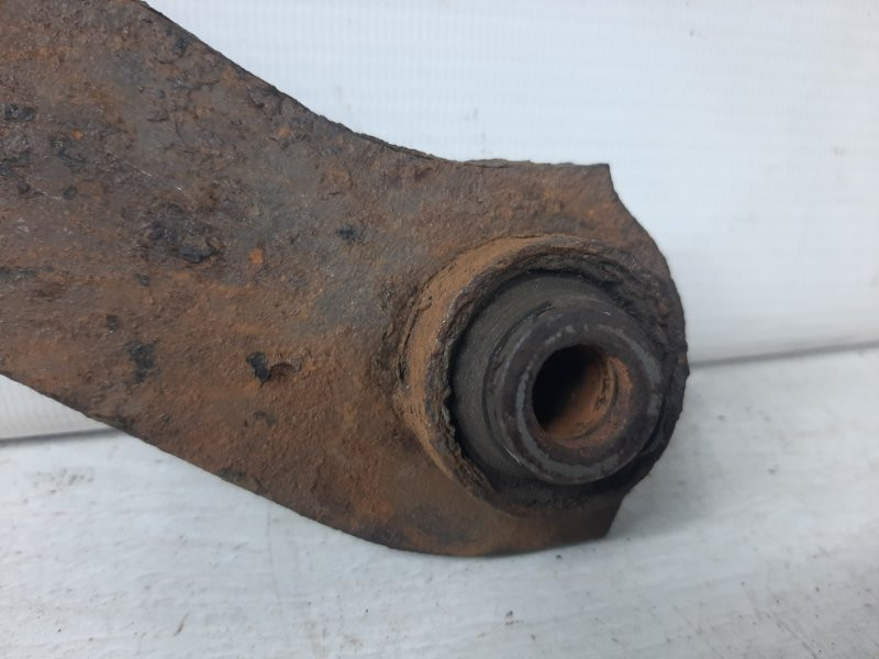 Рычаг задний поперечный нижний левый Mitsubishi Lancer 9 1.6 БЕНЗИН 4G18 2003 (б/у) Киев - изображение 4