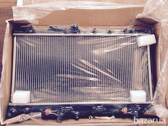 Субару Легаси 1998 . 2.0 - Радиатор охлаждения " Шах " Київ - зображення 1