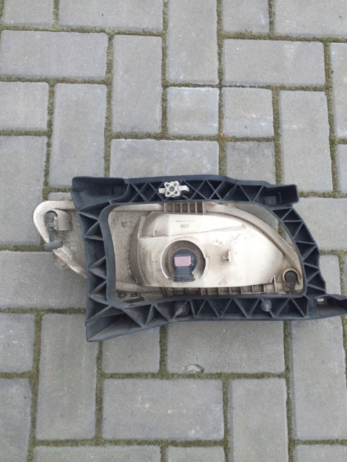 1835886 фара противотуманная левая DAF XF 106 Euro 6 Львів - зображення 2