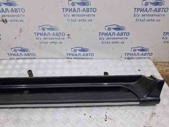 Подножка Mitsubishi Pajero Sport K9 3.0 БЕНЗИН 6G72 1996 лев. (б/у) Киев